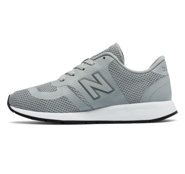 Boys New Balance 420 Grey Sneakers $37 