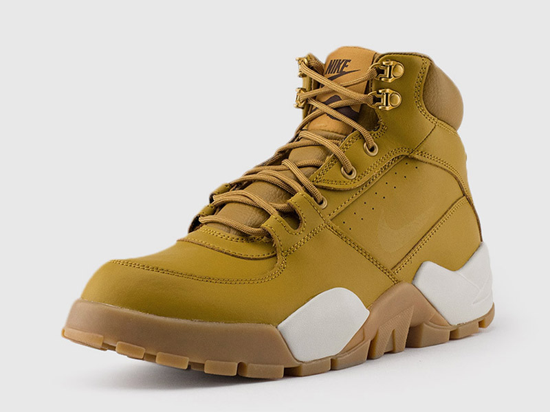Men's Nike Rhyodomo Boots on Sale for $59