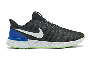 Nike Revolution 5 EXT Water-Resistant Running Shoes